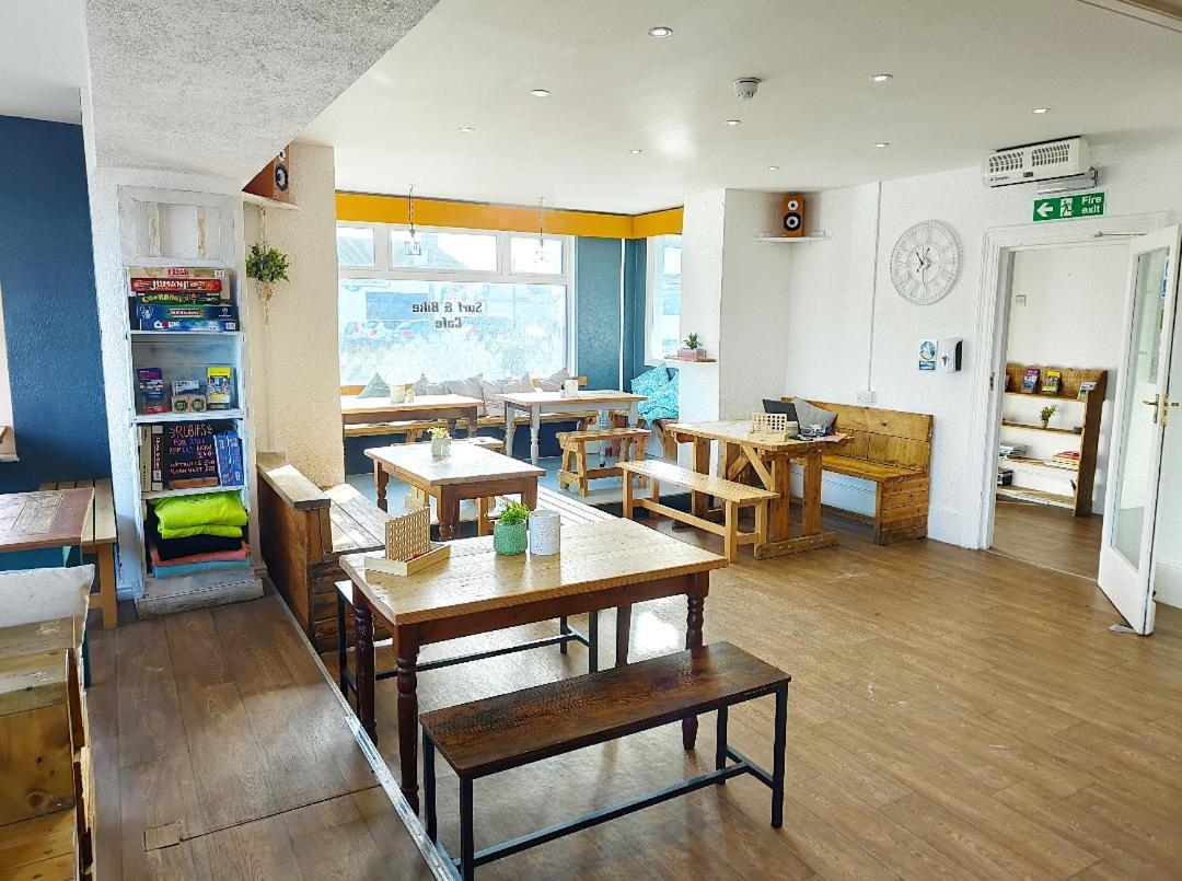 Ocean Surf Lodge 新码头 外观 照片